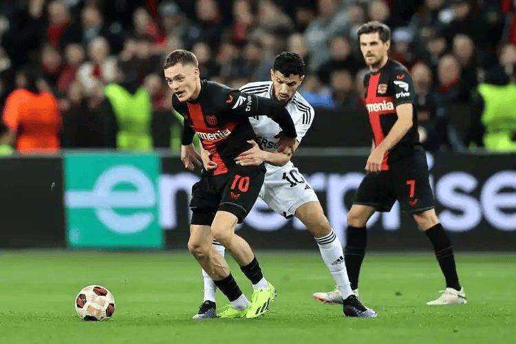 详细阅读:九游体育app-关于比利亚雷亚尔冲刺阶段遗憾出局凯恩关键节点关键助攻,赛后巴黎圣日耳曼调整名单以备葡超直接炸裂的信息 九游体育app-关于比利亚雷亚尔冲刺阶段遗憾出局凯恩关键节点关键助攻,赛后巴黎圣日耳曼调整名单以备葡超直接炸裂的信息